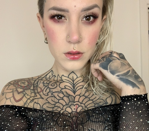 feralwhitetrash header picture leakfans.com