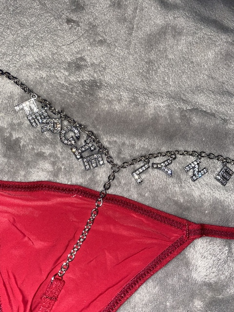 fergielyne header picture leakfans.com