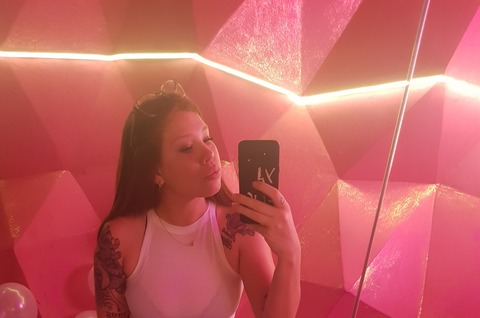 ffrutilla header picture leakfans.com