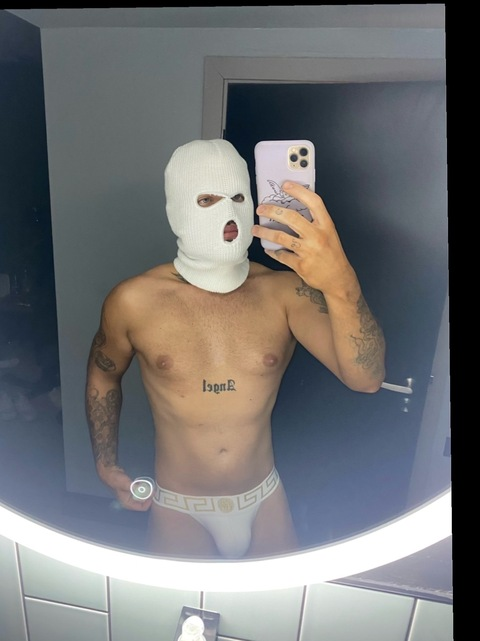 find0mangel header picture leakfans.com