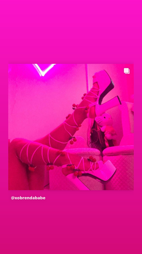 fineassashleyxo header picture leakfans.com