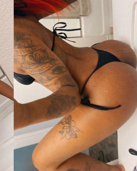 fineassshappire header picture leakfans.com