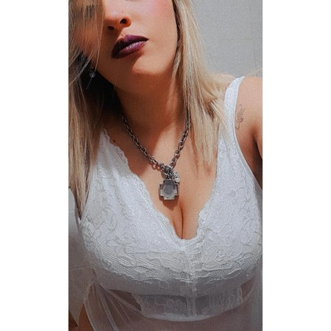 floopi051 header picture leakfans.com