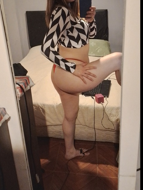 flopy_fuego19 header picture leakfans.com