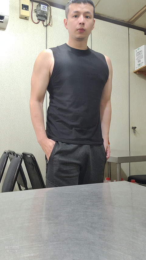 flyfly1069 header picture leakfans.com