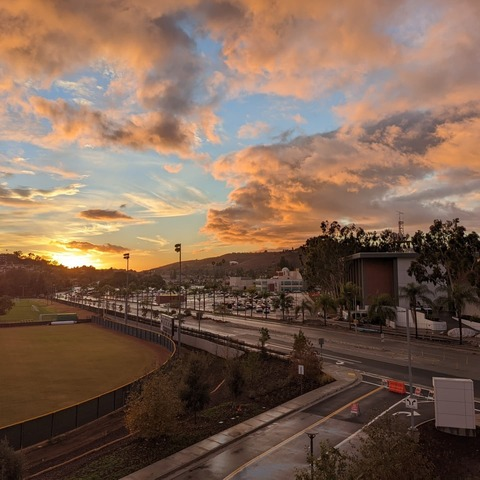 frankrobinson87 header picture leakfans.com