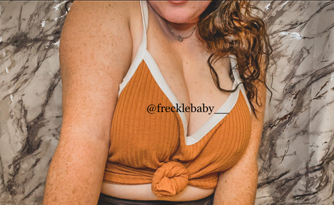 frecklebaby__ header picture leakfans.com