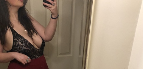 freelovehippietitties header picture leakfans.com