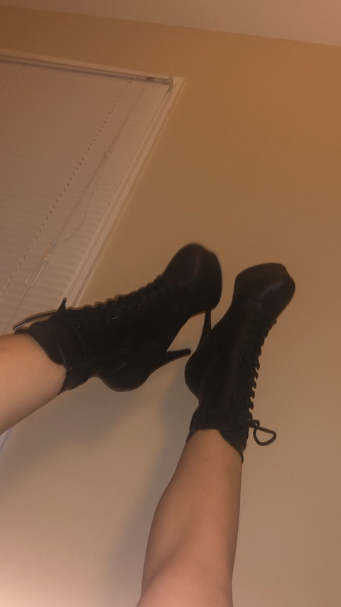 g0thika666 header picture leakfans.com