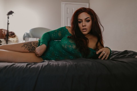 girl4you header picture leakfans.com