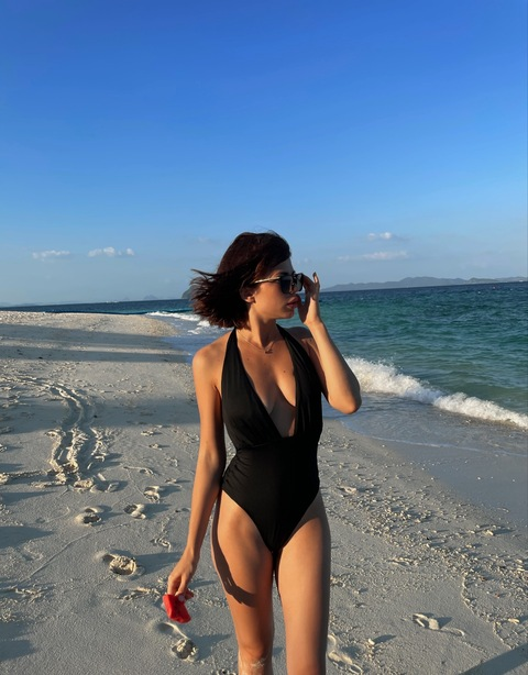 girlboss0111 header picture leakfans.com