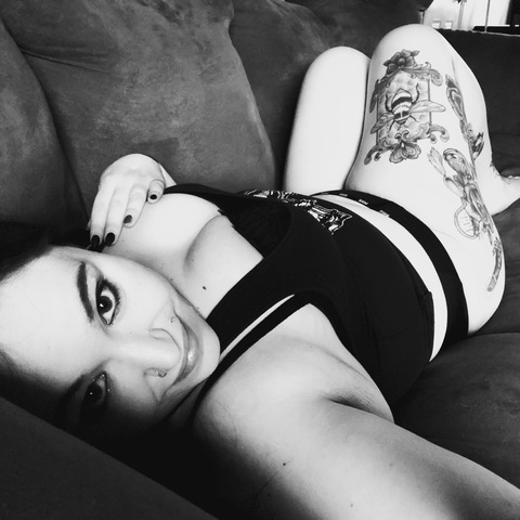 gothiccgirl666 header picture leakfans.com