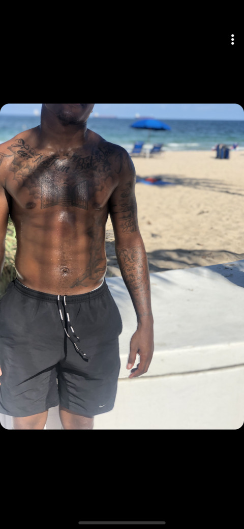 guesswho305 header picture leakfans.com