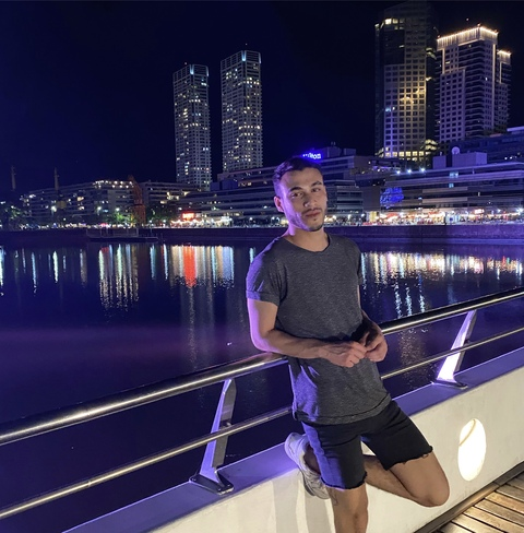 gusnicolas header picture leakfans.com