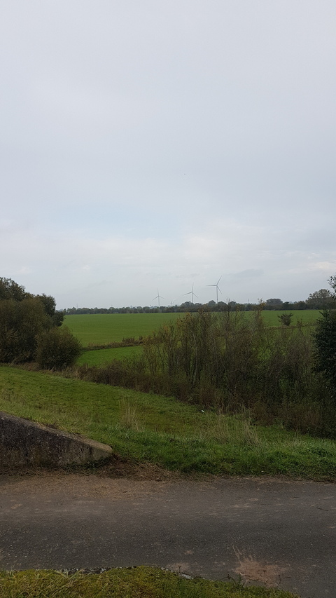 guyintodowngear header picture leakfans.com