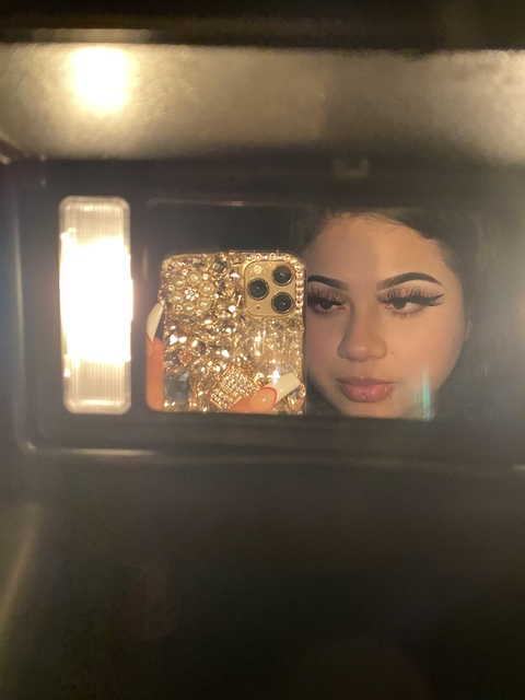 h.illaryy header picture leakfans.com