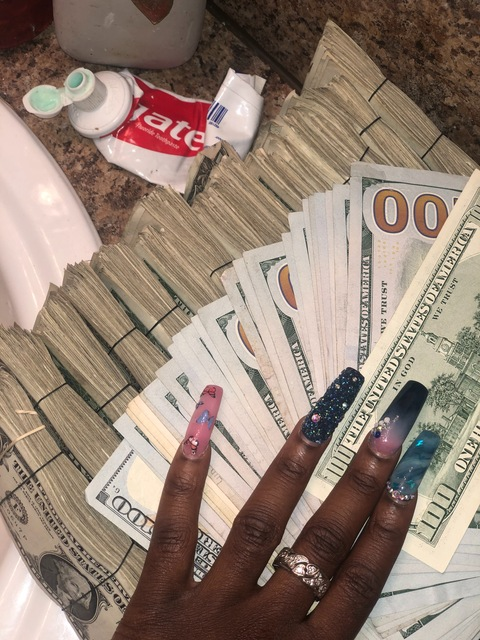 haitiibandss header picture leakfans.com