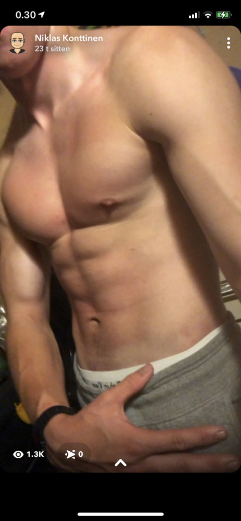 haminanhughhefner header picture leakfans.com