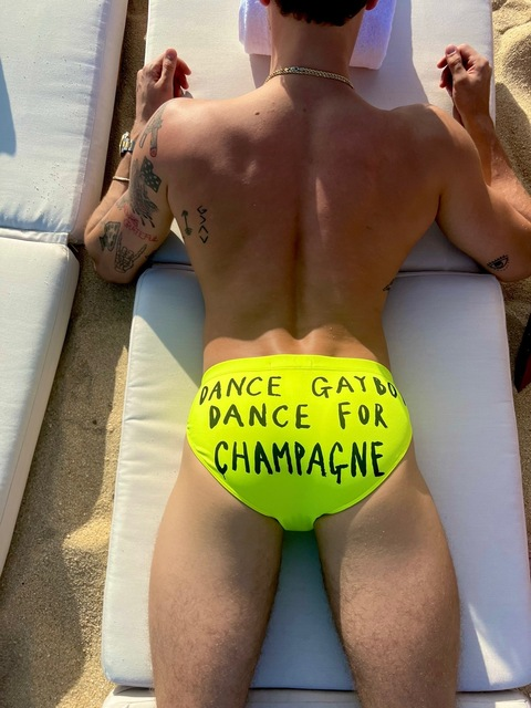 handfulatl header picture leakfans.com