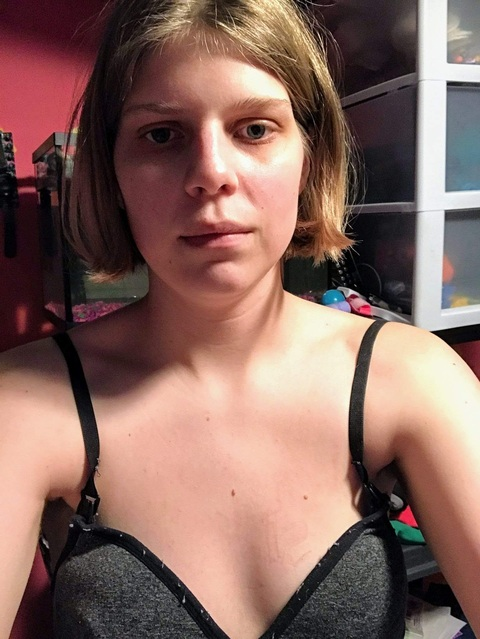 hannah95 header picture leakfans.com