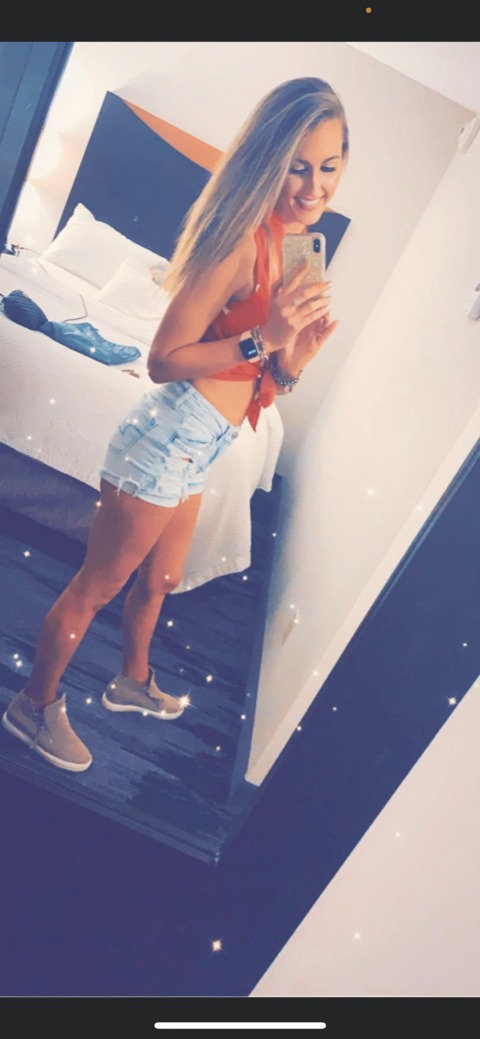 hannahkaye88 header picture leakfans.com