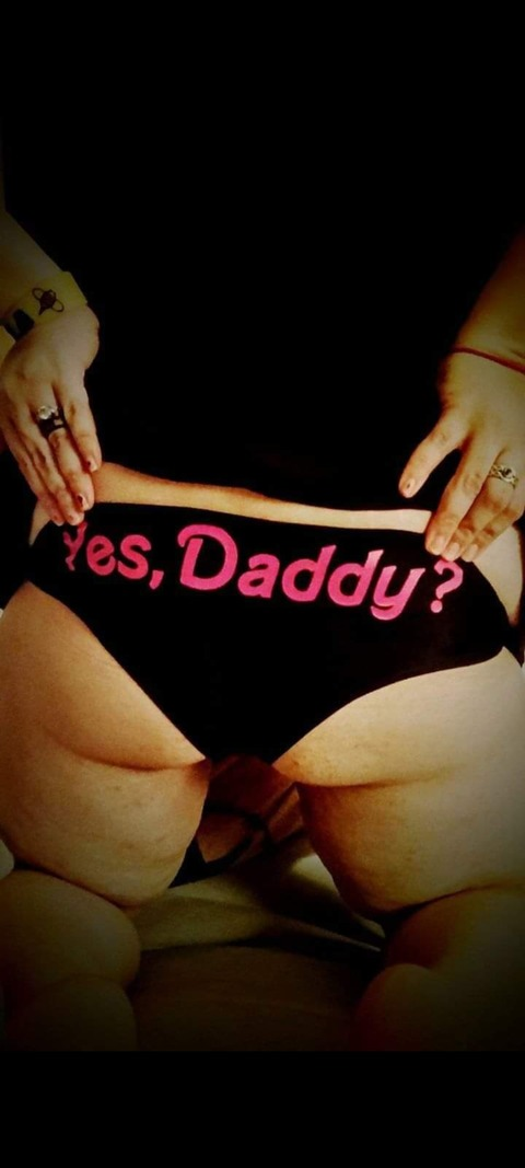 heathenbitch454 header picture leakfans.com