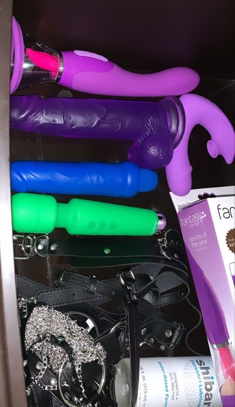 hentaithicc header picture leakfans.com