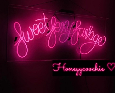 Header of honeyycoochie