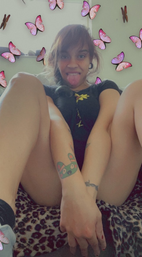 hotwifeesme header picture leakfans.com