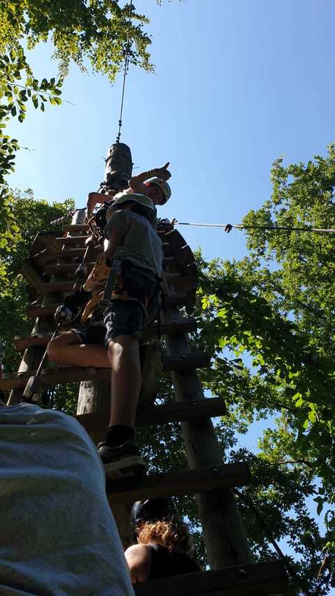 houdie header picture leakfans.com