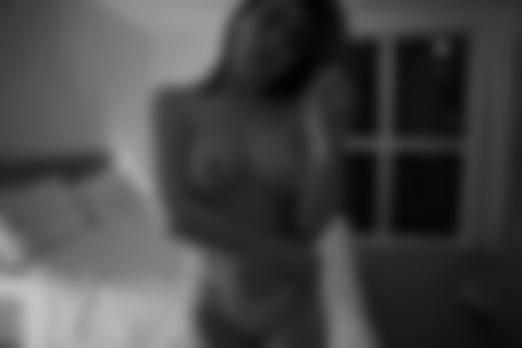 https_sophie header picture leakfans.com