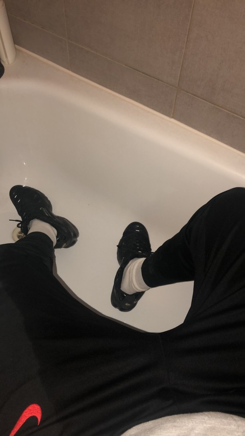 hxrnylad header picture leakfans.com