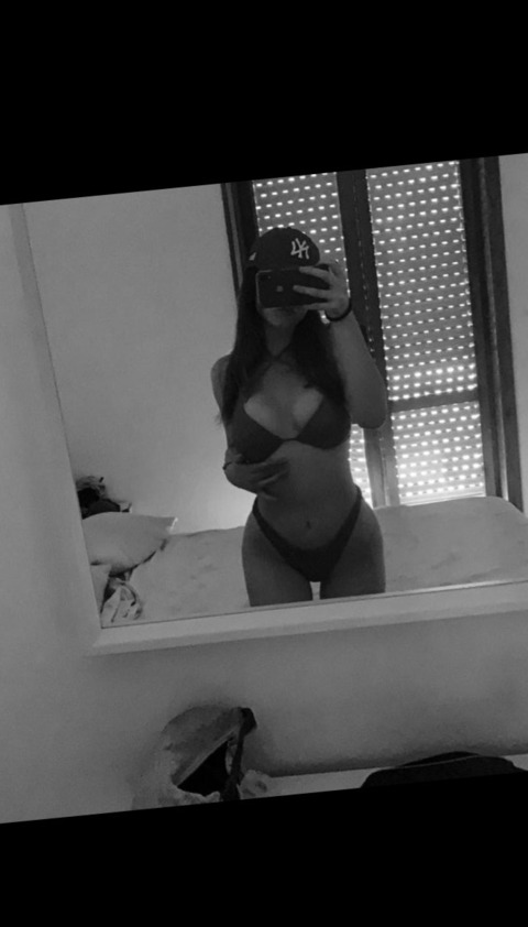 ikaca header picture leakfans.com