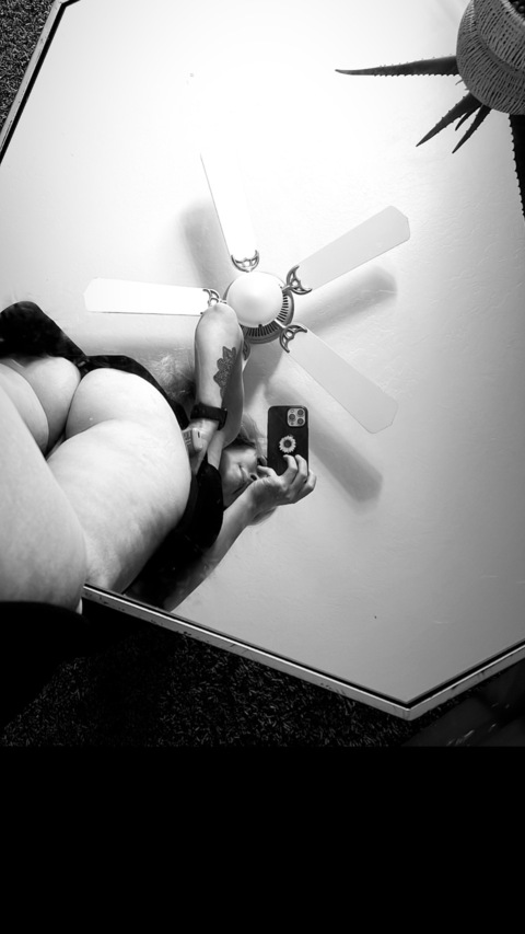 iloveit2021 header picture leakfans.com