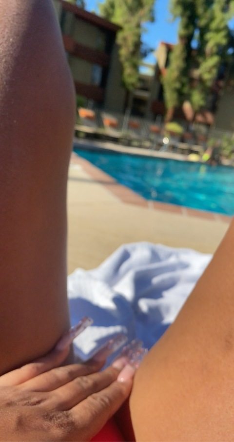 ilovelanikai header picture leakfans.com