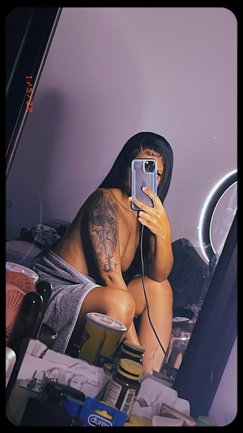 imreallllyher header picture leakfans.com