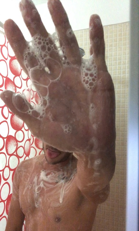 infalible header picture leakfans.com