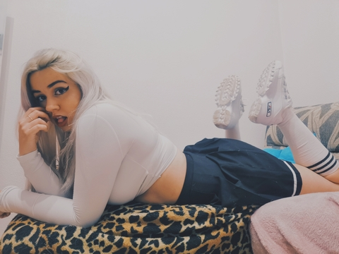 infantta header picture leakfans.com