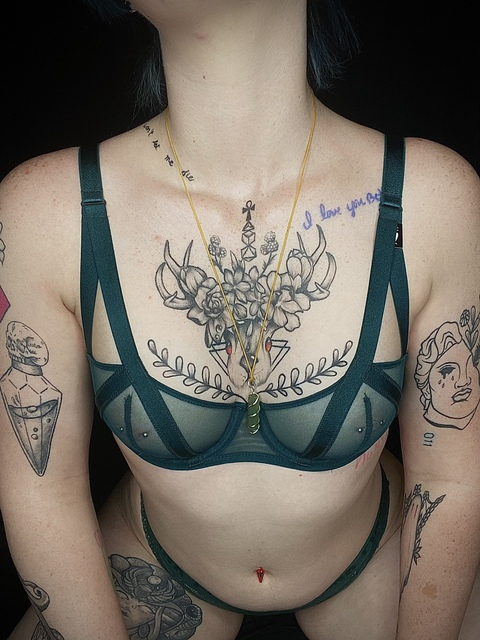 infiniteskyline header picture leakfans.com