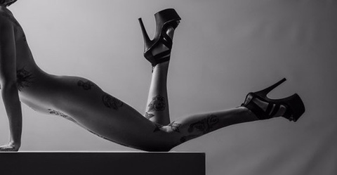 Header of inkdancer