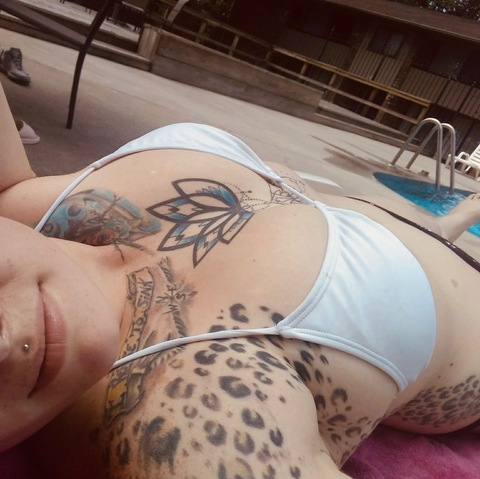 inkedandcurvygirl header picture leakfans.com