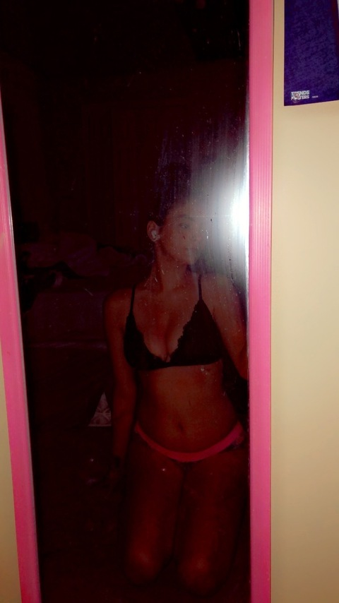 isabellabrena01 header picture leakfans.com