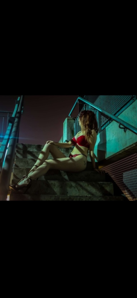 itsnot-ava header picture leakfans.com