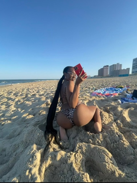 itstaylor.official header picture leakfans.com