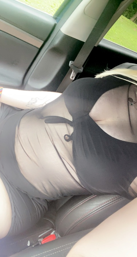 itzzonlymb header picture leakfans.com