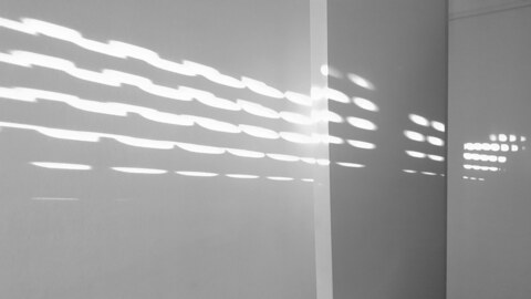 jan.1991 header picture leakfans.com