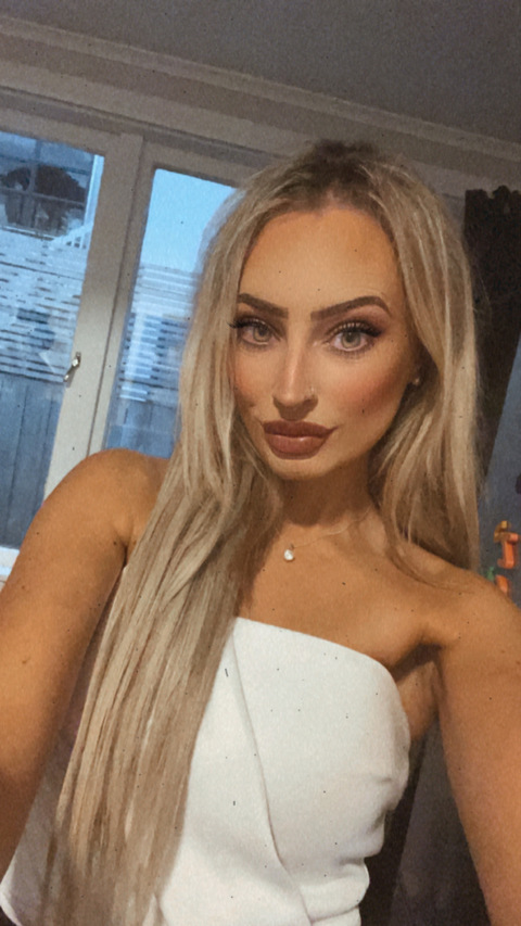 jessie_ivy header picture leakfans.com