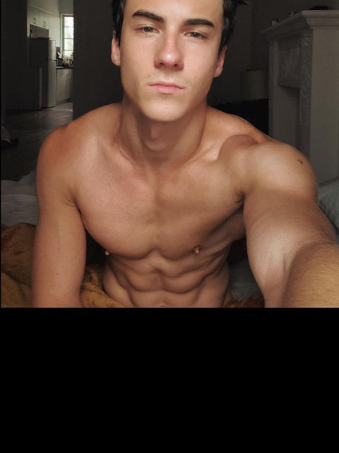 jk.of header picture leakfans.com