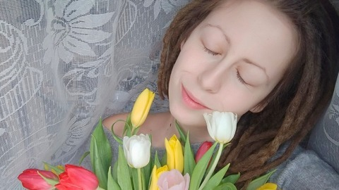 julie_magnetic header picture leakfans.com