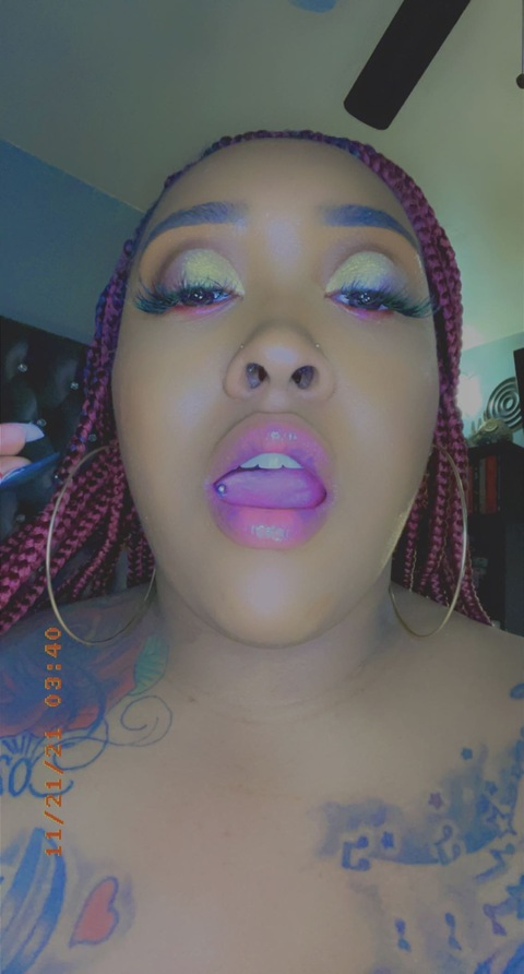 jussravay header picture leakfans.com